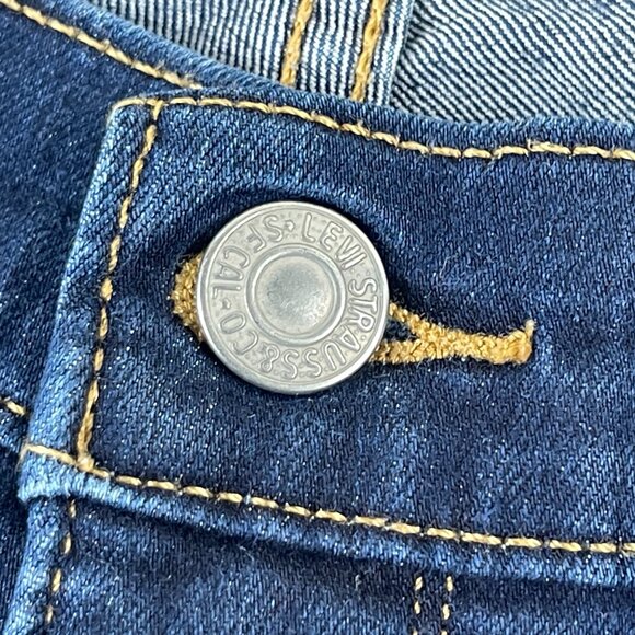 Levi's Jeans 314 Shaping Straight Dark Blue Wash Denim Size W33 L32 Like New - Picture 5 of 12